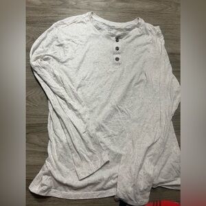 Men’s long sleeve shirt